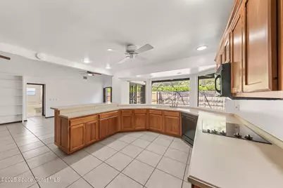 724 Puesta Del Sol Plaza, Indialantic, FL 32903 - Photo 23