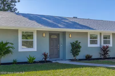 1050 Emerald Road SE, Palm Bay, FL 32909 - Photo 5