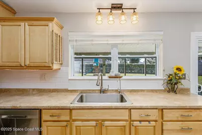 1050 Emerald Road SE, Palm Bay, FL 32909 - Photo 17