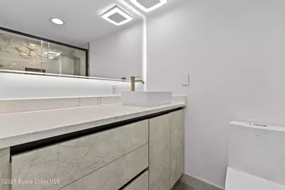 809 W Oakland Park Boulevard #K12, Oakland Park, FL 33311 - Photo 17