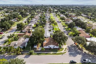 2010 Talloak Rd, Melbourne, FL 32935 - Photo 37