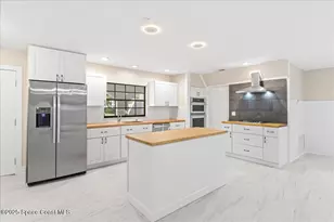 2010 Talloak Rd, Melbourne, FL 32935 - Photo 9