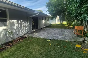 333 Bahama Dr, Indialantic, FL 32903 - Photo 21