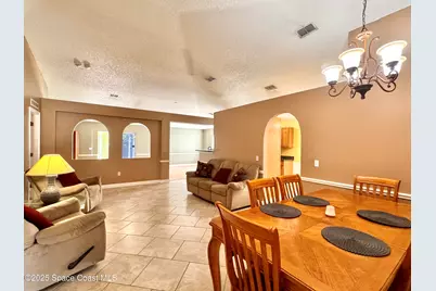 8746 105th Court, Vero Beach, FL 32967 - Photo 5