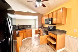 8746 105th Ct, Vero Beach, FL 32967 - Photo 15