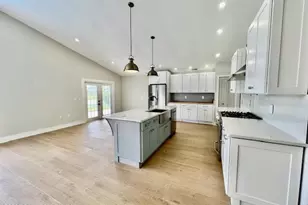 3240 Brentwood Ln, Melbourne, FL 32934 - Photo 7