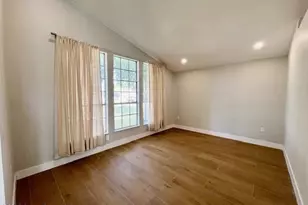 3240 Brentwood Ln, Melbourne, FL 32934 - Photo 3