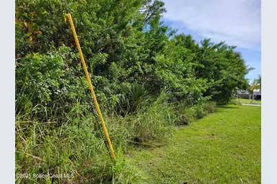 121 Halloran Street SE, Palm Bay, FL 32909 - Photo 9