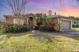 829 Honeysuckle Dr, Rockledge, FL 32955 - Photo 1