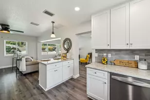 581 Hillside Ct, Melbourne, FL 32935 - Photo 19