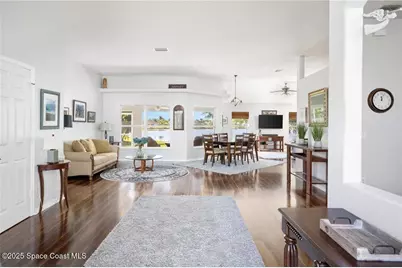 935 SW Southlakes Way SW, Vero Beach, FL 32968 - Photo 3