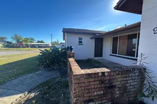 905 Grant Rd, Titusville, FL 32780 - Photo 3