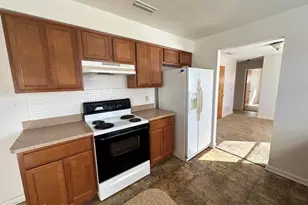 905 Grant Rd, Titusville, FL 32780 - Photo 23