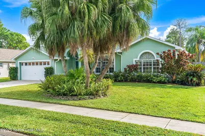 652 Sheridan Woods Drive, Melbourne, FL 32904 - Photo 3