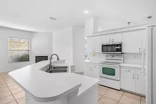 652 Sheridan Woods Dr, Melbourne, FL 32904 - Photo 9