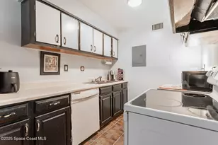 1225 N Wickham Rd, Melbourne, FL 32935 - Photo 9