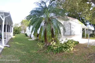 1056 Wren Cir, Barefoot Bay, FL 32976 - Photo 7