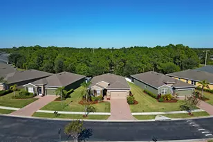 725 Remington Green Dr SE, Palm Bay, FL 32909 - Photo 1