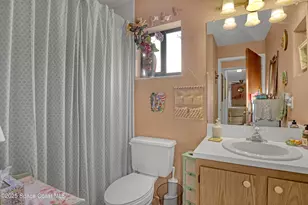 647 Cedar Side Cir NE, Palm Bay, FL 32905 - Photo 27