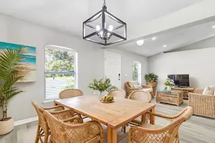 565 White Cap Ct NW, Palm Bay, FL 32907 - Photo 21