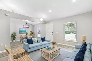 565 White Cap Ct NW, Palm Bay, FL 32907 - Photo 19