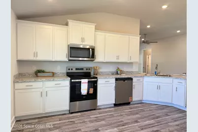 302 Quarry Lane, Sebastian, FL 32958 - Photo 3