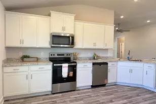 302 Quarry Ln, Sebastian, FL 32958 - Photo 3