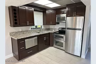 7101 Ridgewood Avenue #210, Cape Canaveral, FL 32920 - Photo 3