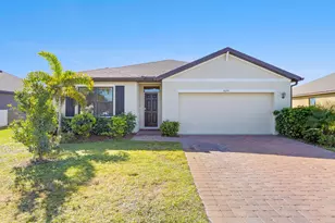 5678 Waterfall Pl, Grant-Valkaria, FL 32949 - Photo 1