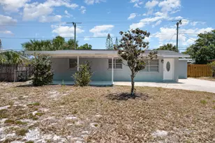 1497 Breeze Ln, Melbourne, FL 32935 - Photo 5