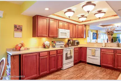 443 Johnson Avenue #204, Cape Canaveral, FL 32920 - Photo 9