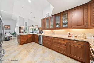 910 Brookshire Cir, Malabar, FL 32950 - Photo 9