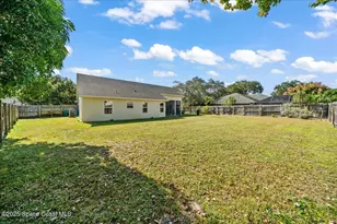 910 Brookshire Cir, Malabar, FL 32950 - Photo 23