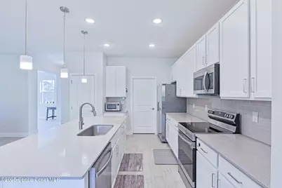 951 Sareta Street SE, Palm Bay, FL 32909 - Photo 9