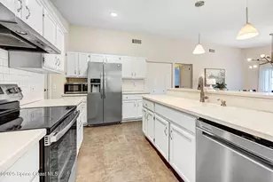 752 John Adams Ln, Melbourne, FL 32904 - Photo 9