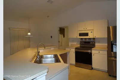 1348 Sandusky Street SE, Palm Bay, FL 32909 - Photo 9