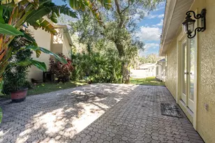 670 Lakewood Ln, Titusville, FL 32780 - Photo 31