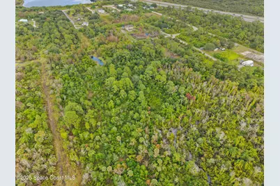 2110 95th Court, Vero Beach, FL 32966 - Photo 11