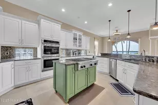 7 Cove View Ct, Cocoa Beach, FL 32931 - Photo 23