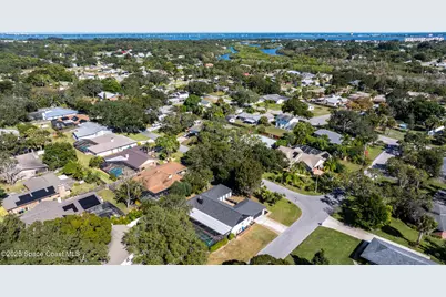 1007 Pineapple Avenue NE, Palm Bay, FL 32905 - Photo 39