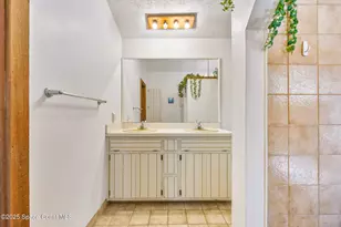 1007 Pineapple Ave NE, Palm Bay, FL 32905 - Photo 23