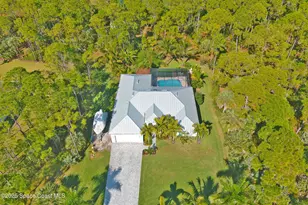 4060 Edisto Dr, Grant-Valkaria, FL 32949 - Photo 43