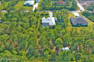 4060 Edisto Dr, Grant-Valkaria, FL 32949 - Photo 39