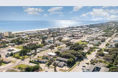 247 Woodland Avenue, Cocoa Beach, FL 32931 - Photo 31