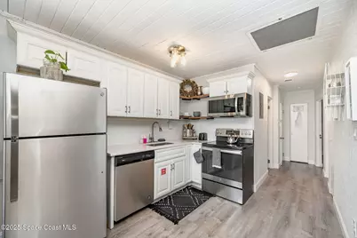 247 Woodland Avenue, Cocoa Beach, FL 32931 - Photo 9