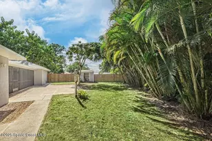 300 Riomar Dr, Port Saint Lucie, FL 34952 - Photo 7