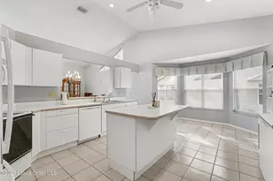 813 Oakwood Dr, Melbourne, FL 32940 - Photo 15