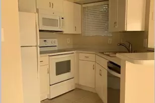 1841 Island Club Dr, Indialantic, FL 32903 - Photo 5