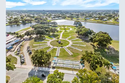 1040 Waterway Drive, Barefoot Bay, FL 32976 - Photo 31