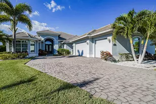 395 Sapphire Way SW, Vero Beach, FL 32968 - Photo 5